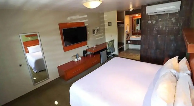 Номер Deluxe Hotel Calafia