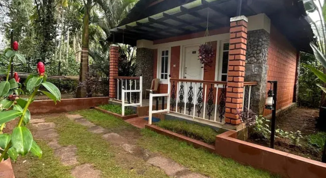 Коттедж Plumeria Resort