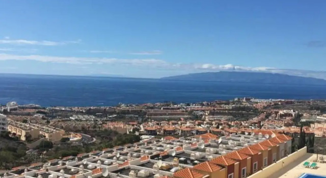 Апартаменты Enjoy Sunsets at Fully Equipped 2BR Oceanside View