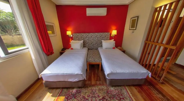 Golden Hill Parker Hotel
