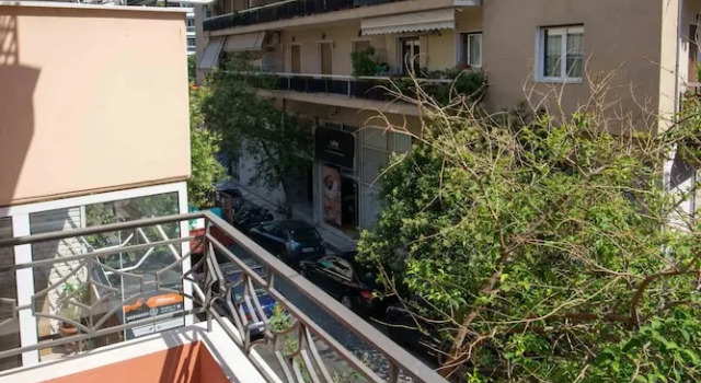 Daisy Elegance in the heart of Athens, Забронировать Отель Отели Афины с парковкой, рядом с Здание греческого парламента, Парковка
