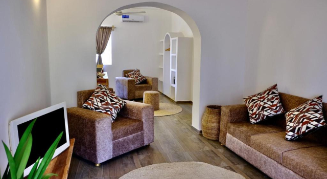 Полулюкс Deluxe Antares Villa Boutique hotel