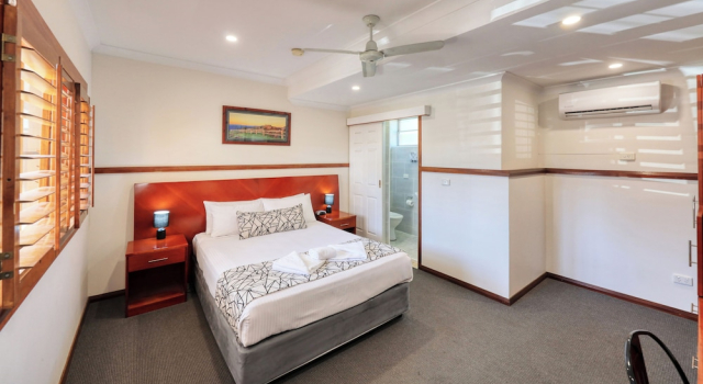 Номер Standard Across Country Motor Inn