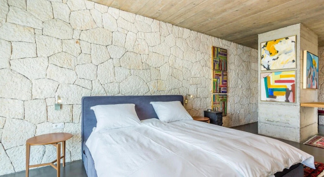 Beautiful Home in Krk With 2 Bedrooms, Private Swimming Pool and Outdoor Swimming Pool, Prenota Hotel Hotel a Isole Quarnerine con parcheggio, Parcheggio