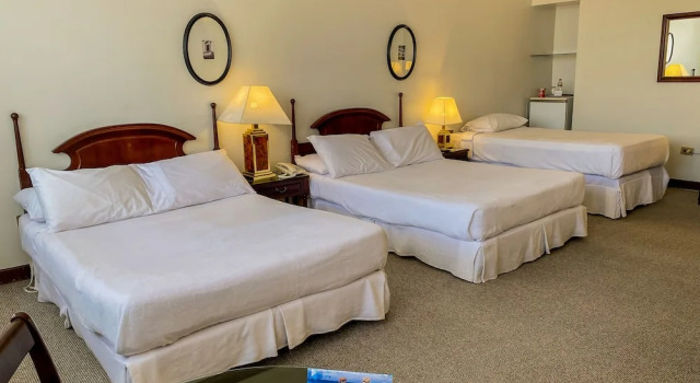 Трёхместный номер Standard c 1 комнатой Nobile Suites Excelsior Asuncion