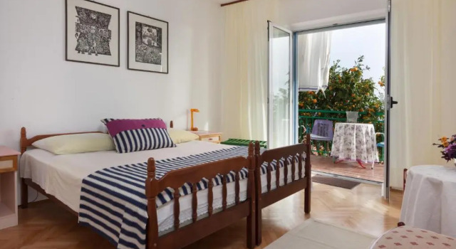 Apartment Matilija, Забронировать Апартаменты/квартира Отели Подгора с парковкой, Парковка