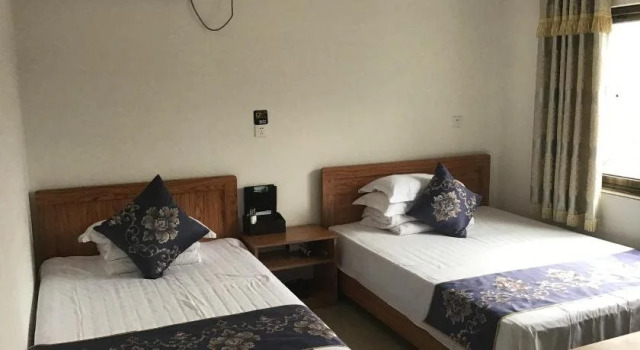 Hongluosi Lijia Farmstay, Book Hotel Hoteller i Beijing Province med parkering, Parkering