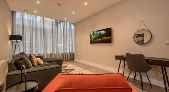 Апартаменты c 1 комнатой Castle Buildings Serviced Apartments