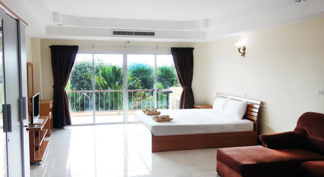 Replica Resort