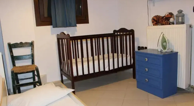 House With 3 Bedrooms in Nikiti, With Enclosed Garden and Wifi, Book Hotel Nikiti 