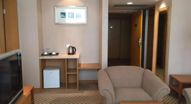 Kunshan Jia Platinum Business Hotel, Забронировать Отель Сучжоу Китай