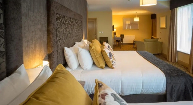 Трёхместный номер Executive Kettles Country House Hotel