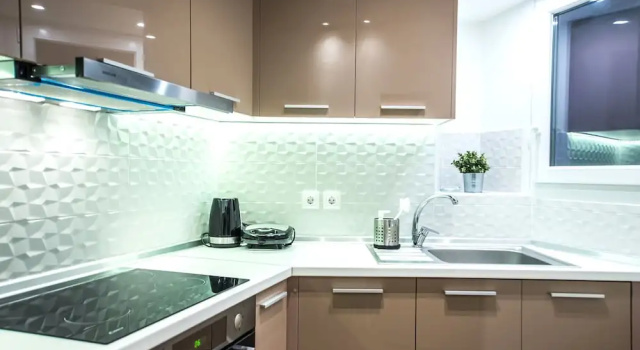 Апартаменты с 2 комнатами с балконом Danae by halu! 2-bedroom apartment in the center