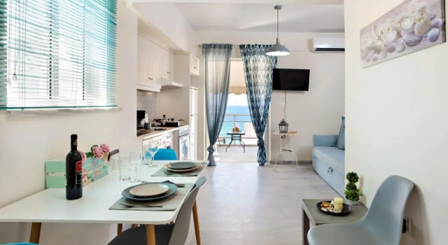 Melina Apartments
