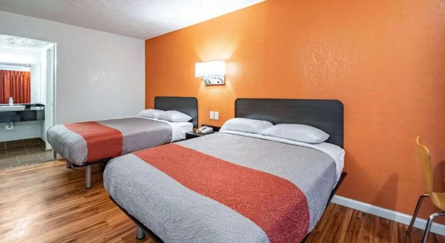 Четырёхместный номер Standard Relax Inn by OYO Columbus OH I 70