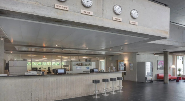 Lausanne Youth Hostel Jeunotel