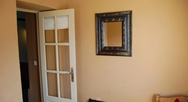 E casalte, Varaa Hotelli  