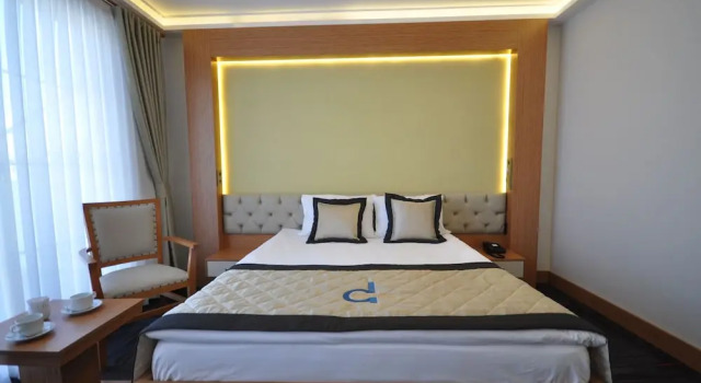 Номер Deluxe с балконом Double Comfort Hotel