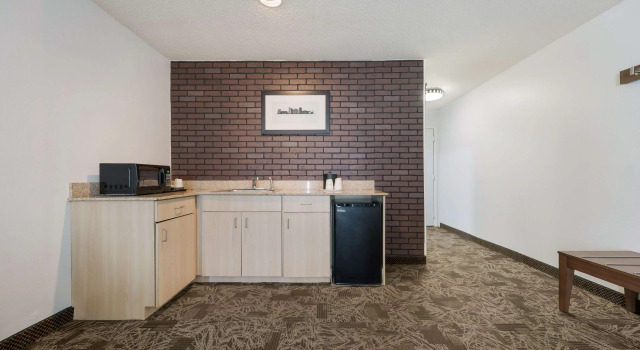 Двухместный люкс с 2 комнатами SureStay Hotel By Best Western Tuscaloosa Southeast
