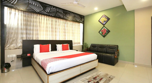 Люкс Standard OYO 6394 Hotel Karma