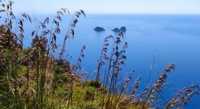 Коттедж Domus Smeraldo terrace and sea view Amalfi Coast