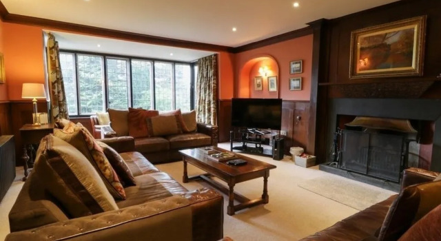 Ladstock Hall