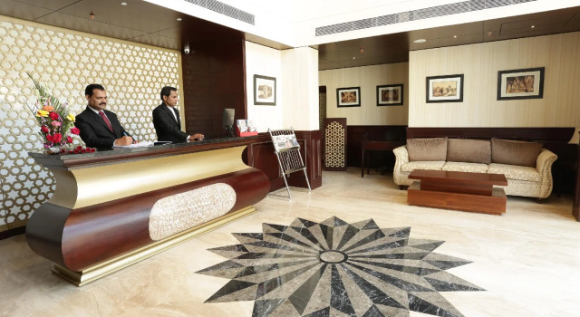 Comfort Inn Sapphire, Rezerwuj Hotel Hotele w Rajasthan z parkingiem, Parking