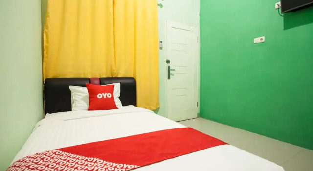 Номер Standard OYO 1733 Pocut Residence Syariah
