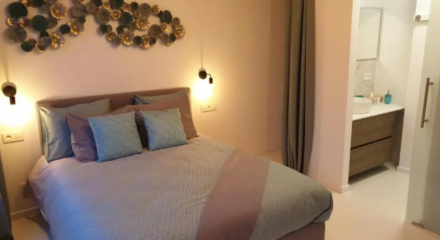 Полулюкс B&B Luxe Suites 1-2-3