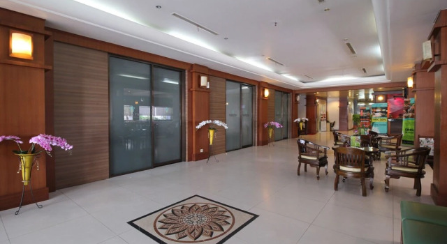 Airy Karang Balik Yos Sudarso 77 Tarakan, Prenota Hotel Hotel a Kalimantan con parcheggio, Parcheggio