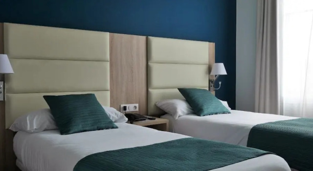 Номер Comfort Grand Hôtel Brive
