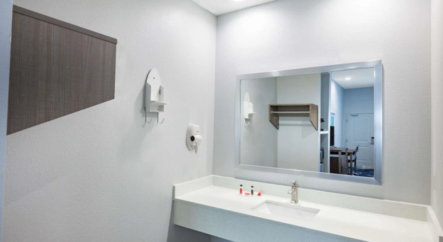 Номер Baymont by Wyndham Houston Hobby Airport