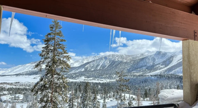 Номер Standard Bridges #308 4 Bedroom Condo by RedAwning