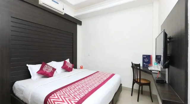 OYO Rooms Poonamallee BLR MAA Highway, Забронировать Отель Отели штата Тамилнада с завтраком, Завтраки