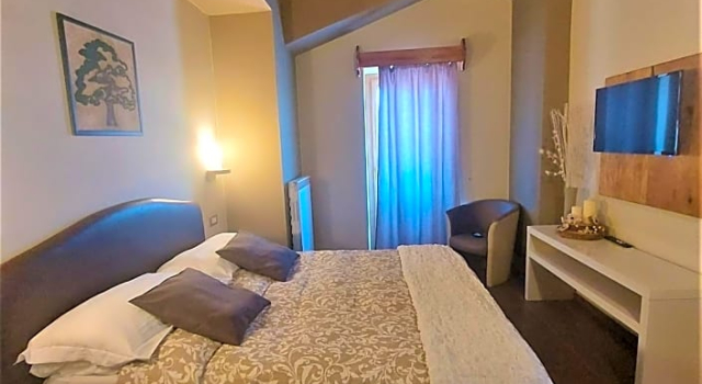 Семейный номер Standard с видом на горы Hotel Altopiano Delle Rocche
