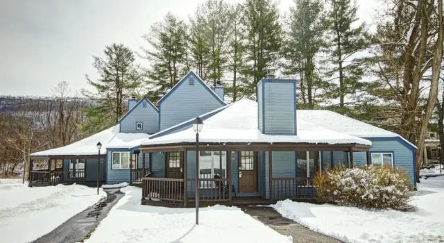 Shawnee Village Resort, Rezervasyon Tatil Köyü Stroudsburg Alpine Mountain
