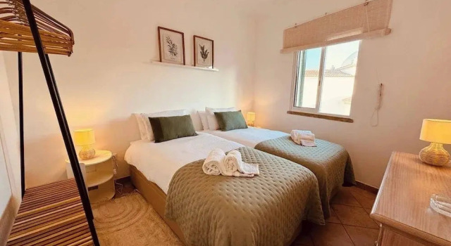 Cosy 3 bed Apartment Albufeira Old Town, Забронировать Апартаменты/квартира Апартаменты Албуфейра, рядом с Church of Sant'Ana, Апартаменты/квартира