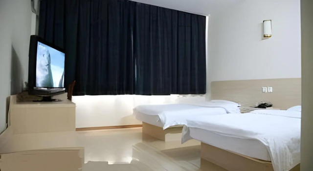 Super 8 Hotel Qingdao Golden Beach Changjiang Road