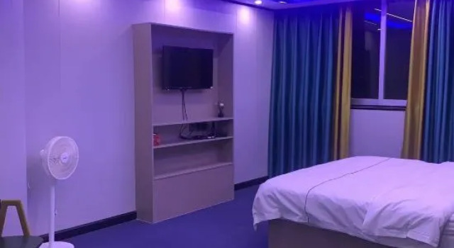 Люкс Deluxe Zhongshan Yongyi Hotel