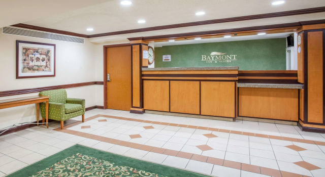 Baymont by Wyndham Madison Heights Detroit Area