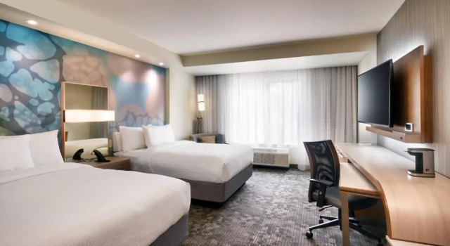 Четырёхместный номер Standard Courtyard by Marriott Atlanta Duluth Downtown