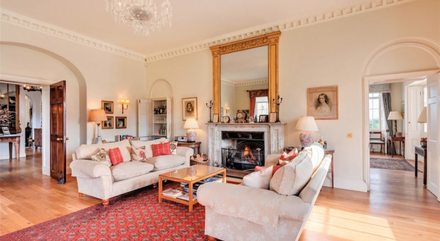 Historic Castle on River Tamar, No Deposit