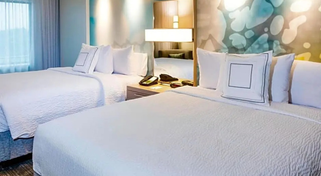 Четырёхместный номер Standard с видом на улицу Courtyard by Marriott St. Augustine Beach