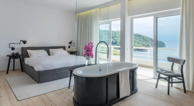 Люкс Executive Sirene Blue Luxury Beach Resort