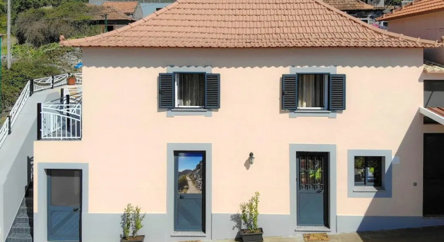 House With One Bedroom In Faja Da Ovelha With Wonderful Sea View Furnished Terrace And Wifi