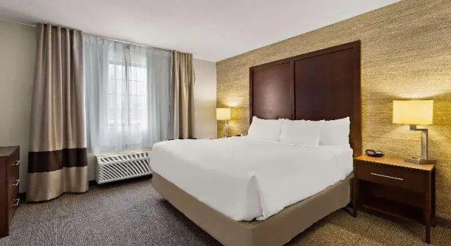 Люкс Comfort Inn & Suites Ludington near US-10