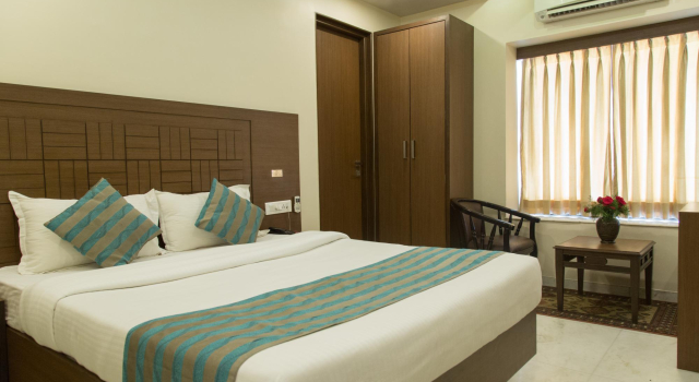 JK Rooms 117 The Majestic Manor