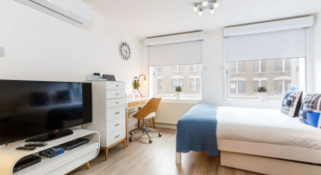 Convenient Soho Premium 5* with Air Conditioning!, Забронировать Отель Отели Англии 3 звезды, 3*