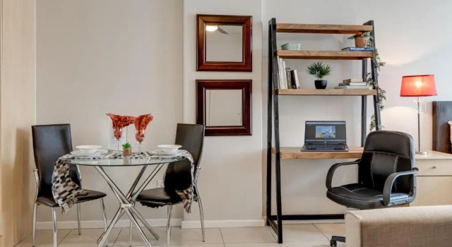 Апартаменты Classic RAD STAYS - Illovo Mews 245 Oxford Road