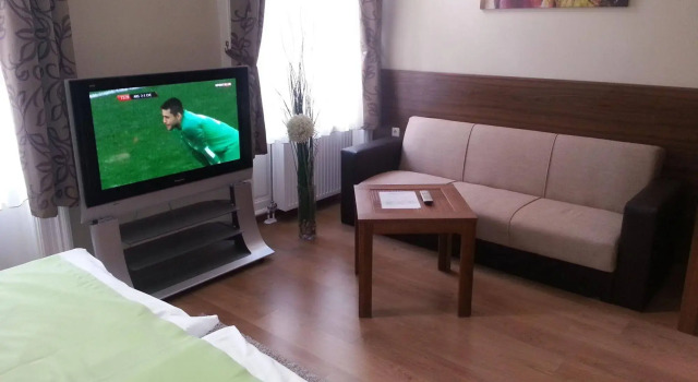 Elit Hotel